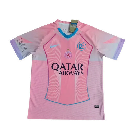 Bad Gyal x París camiseta